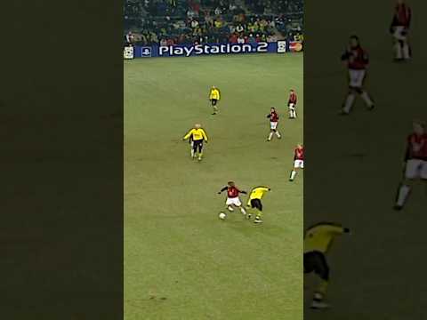 Stop that Pirlo! 🤯