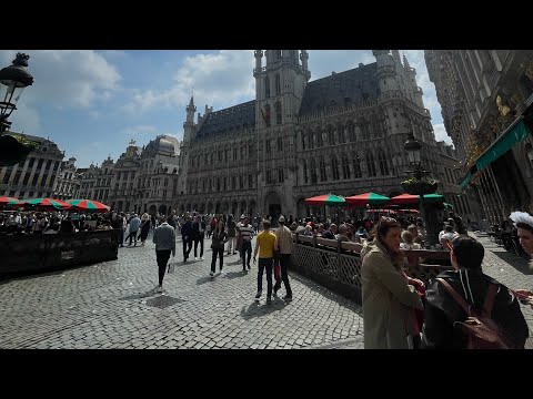 The Most Beautiful Square in Europe? (Grand-Place)