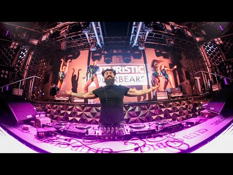 Futuristic Polar Bears & Jesus Davila - Horns Of Fire