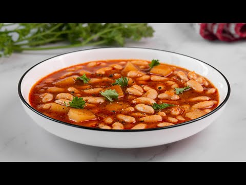 Turkish White Bean Soup - Patatesli Kuru Fasulye - Easy Vegan Recipe