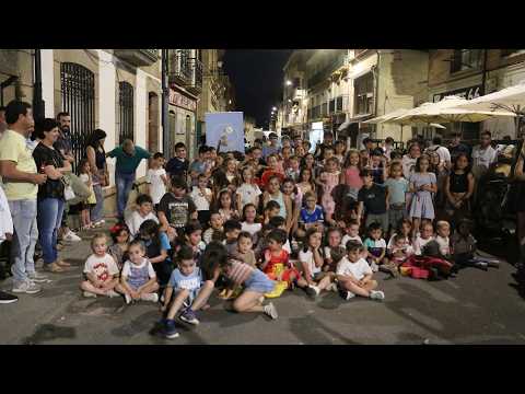 Arranca el pre-Corpus en Vitigudino con la emoción de los más pequeños en un divertido encierro de carretones 