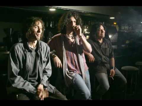 Videoclip de Bulerías de la sangre caliente (Versión 2004) — Extremoduro