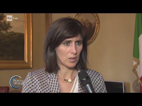 Chiara Appendino sindaco di Torino, sotto accusa per i feriti in piazza - Porta a Porta 06/06/2017