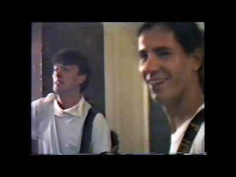 Jumpin' Jack Flash - Milan Mladenović, Vojislav Bešić Beške i Miško Plavi (1989)