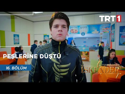 Ayberk, Mavi Ay'dan Şüphelendi - Tozkoparan İskender 16. Bölüm