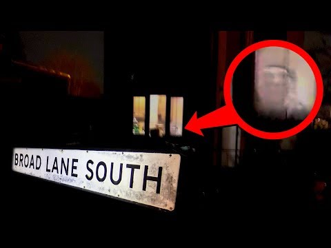 Broad Lane South: Frozen In Fear At Haunted House