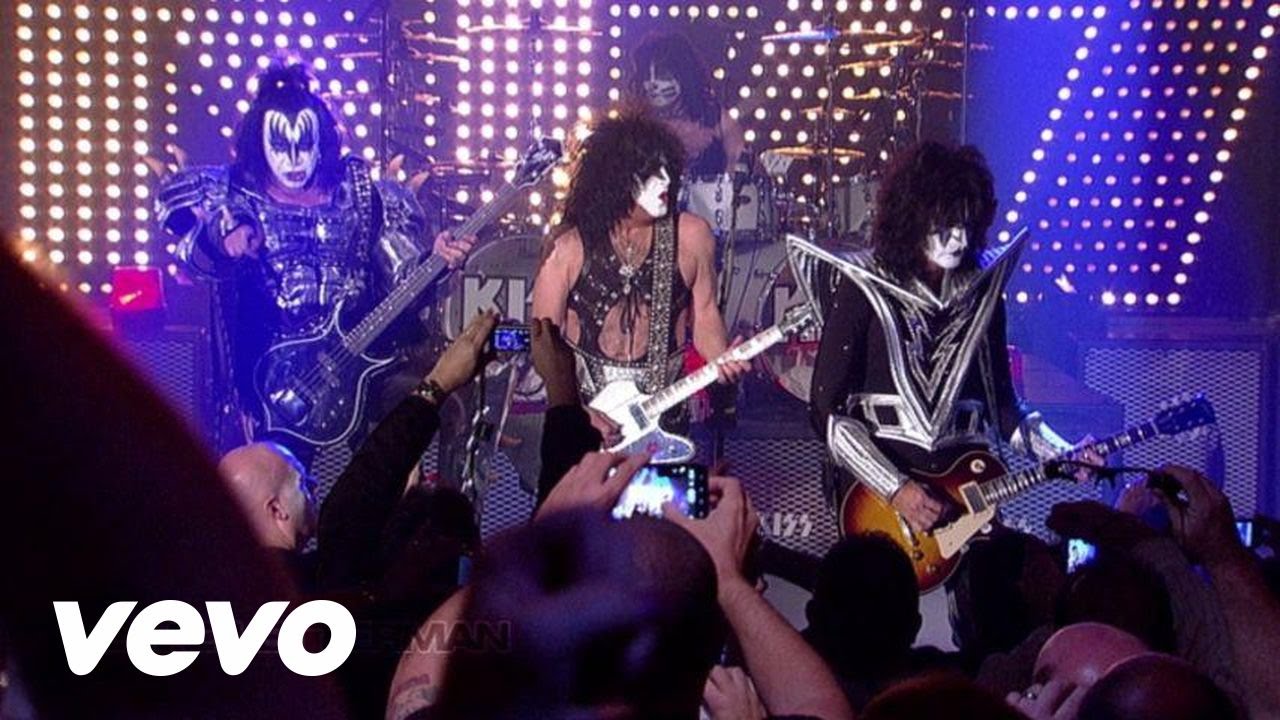 Kiss - Detroit Rock City (Live On Letterman/2012) - YouTube