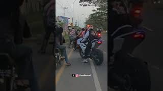 Download lagu Crash! Ninja temen gw ditabrak dari belakang, kirain korban eh ternyata malah pelaku utama. mp3