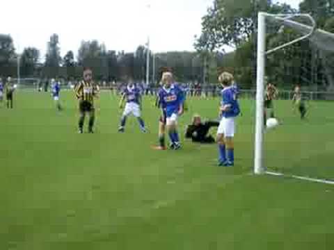 gelijkmaker 1-1 tegen LSC 1890