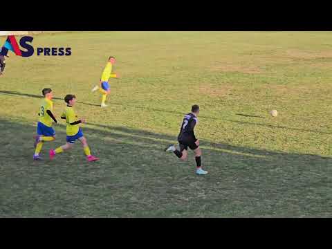 Secvențe din meciul Unirea Triteni - Fotbal Club Câmpia Turzii ( liga 5)