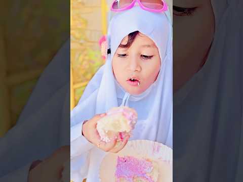 Yum Yum Mahira’s Cake! 🍰😋 #unfrezzmyaccount #shortvideo #cute