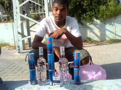 -חיל הסטלנים-קליפ-אשדוד-אשר דמקה.wmv--