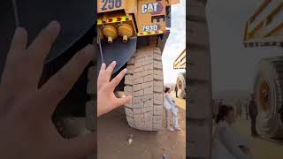 É assim que eles abastecem Caminhão Gigante de Mineração! #shorts