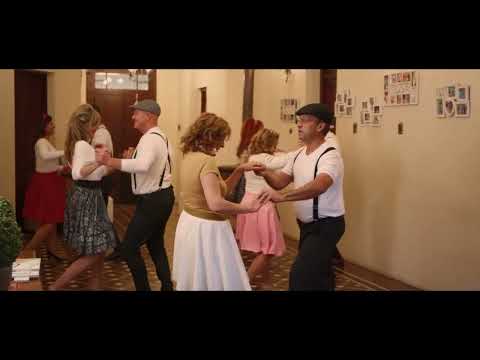 ABRAZANDONOS BACHATA ..de Abel Pintos. Alumnos de la academia SOLOPORGUSTO!