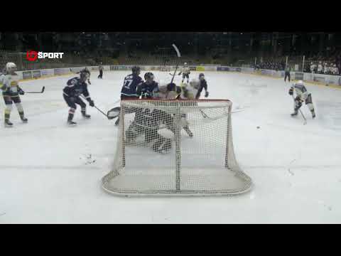 Štvrťfinále 1. zápas HC 19 Humenné  - Modré krídla Slovan 4:1 (HIGHLIGHTY)