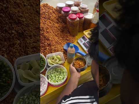 Dhaka Namkeen Chanachur 250g Spicy Mix