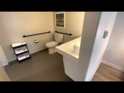 Executive suite at Sonesta Irvine