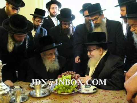 Skverer Rebbe visiting R' tuvia Weiss gava'd Yerushalayim in Monsey Elul 5770