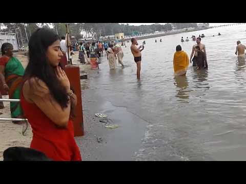 download lagu mp3 mp4 Asthi Visarjan At Rameshwaram, download lagu Asthi Visarjan At Rameshwaram gratis, unduh video klip Asthi Visarjan At Rameshwaram