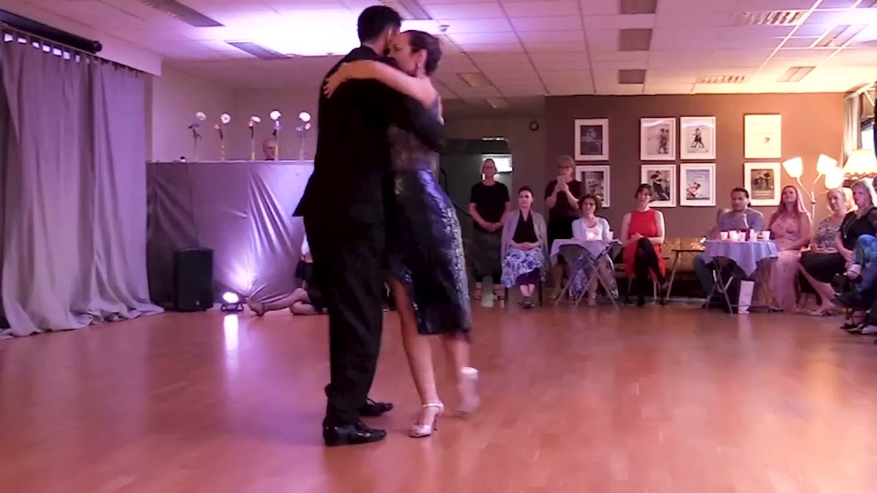 Dulce Lauría & Adrian Ferreyra (1/4)