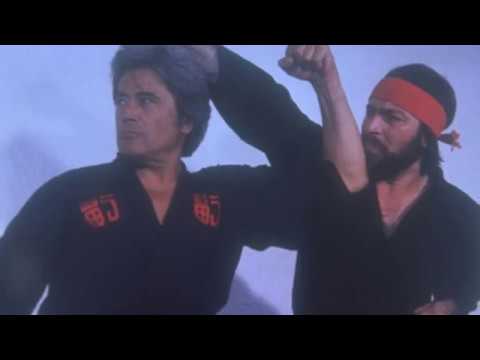 Yıllar sonra gelen itiraf! 'Barda İtalyan kadına yumruk attı'