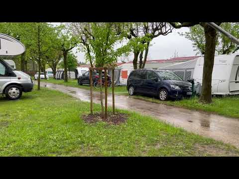 Camping La Quercia bei Regen