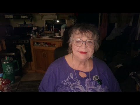 Wednesday live stream with RV debs... What is great about retirement?