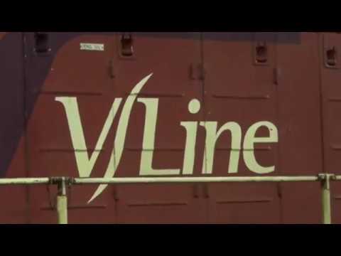 Vline N466 With PH453 N11 car sets