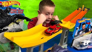 Hot Wheels Stunt Jump Tournament Part 1 ft Spider-Man, &amp; Black Panther!