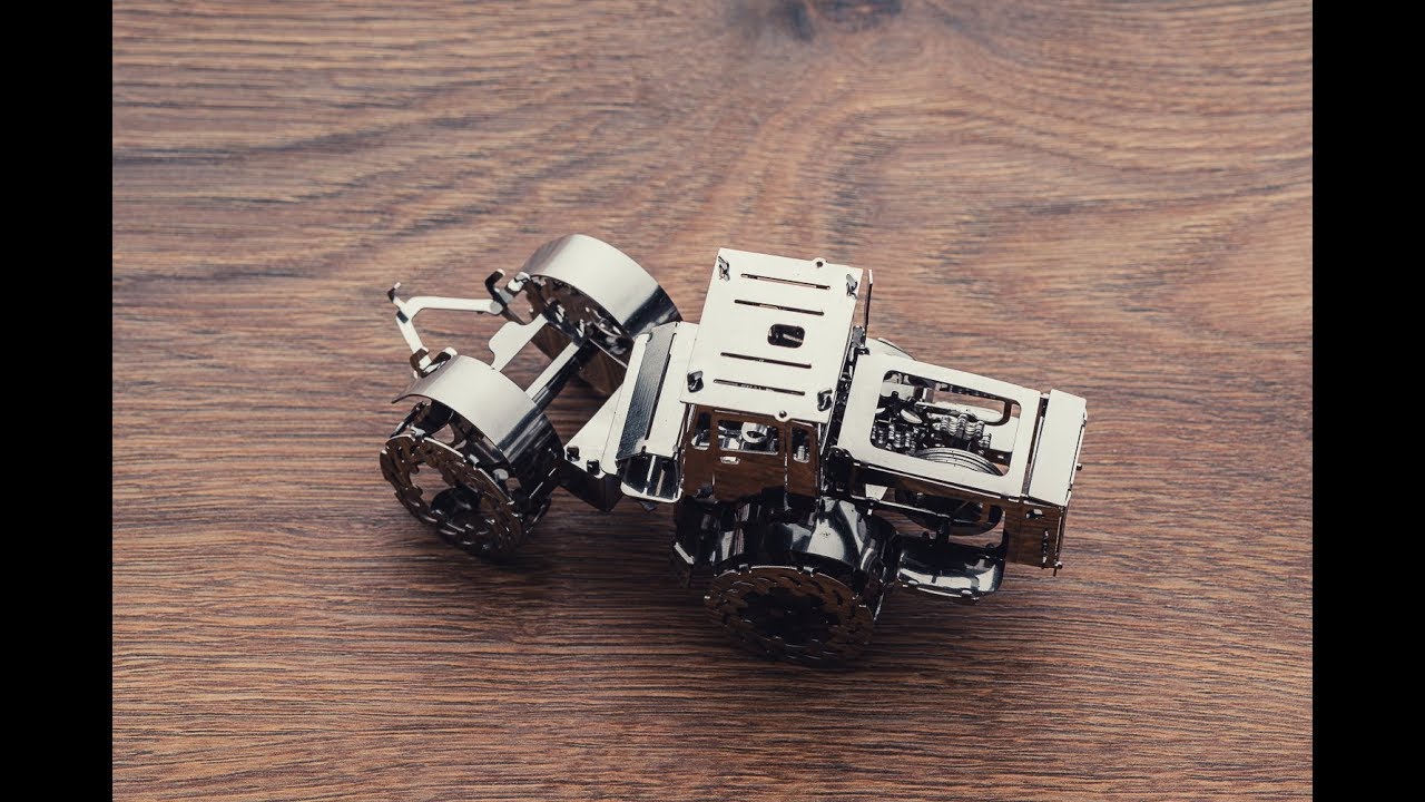 Oceľová stavebnica traktor LKT