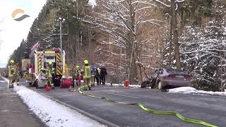 preview picture of video 'Schwerer Verkehrsunfall bei Rutesheim - 06.02.2015'