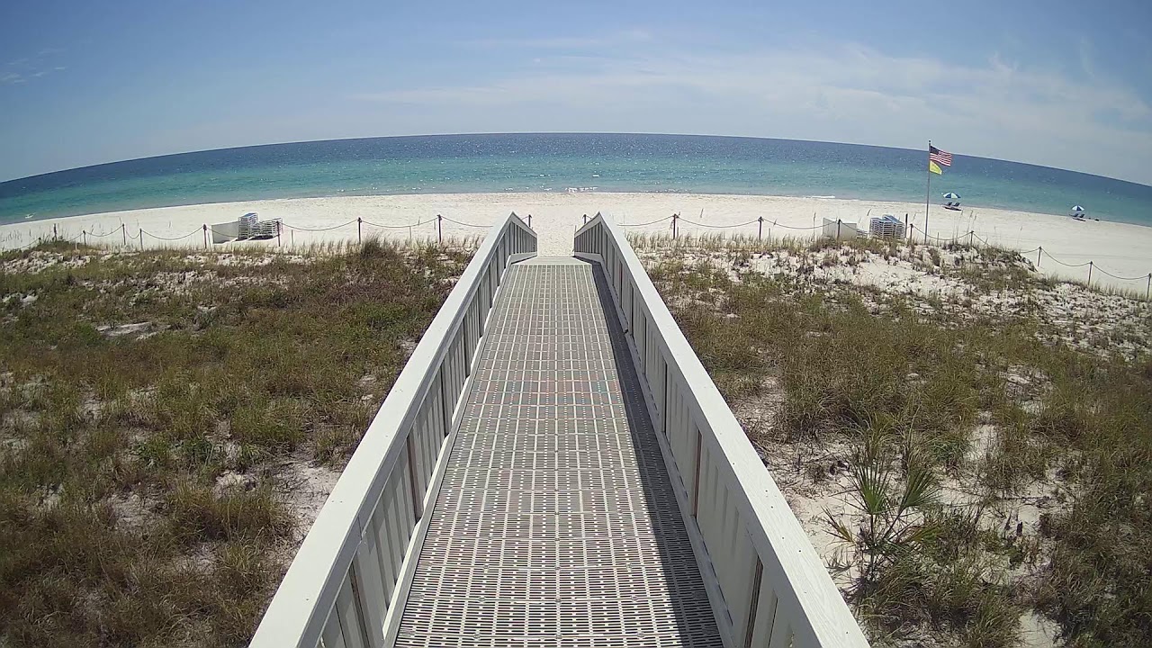 Live webcam view of La Riva Beach Boardwalk