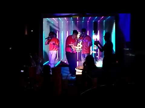 KLOWN WMF - Air Jordan ft Agustino vt y Klunak (vivo)