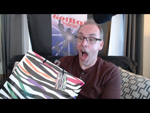 GotBot Goes Live: Shizuoka Hobby Show, Yolopark, Blokees and an Unboxing
