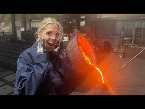Video Thumbnail: Zwischen Schweiß und Stahl: "Galileo"- Reporterin Vivi in der Hantelproduktion