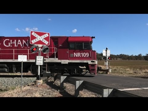 Level Crossing, Gunningbland NSW, Australia.