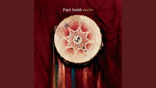 Musik-Video-Miniaturansicht zu Smells like teen spirit Songtext von Patti Smith
