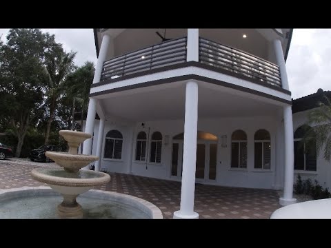 Scrolling & Rolling with John Wicks(police crash the party)