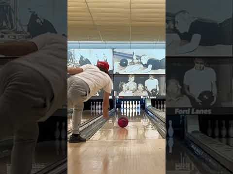 Wait for it #bowler #strike #bowling #pba #newball #newrelease #shorts #hook #hyped #stormbowling