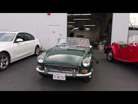 1964 MG MGB (CC-2043586) for sale in Santa Ana, California