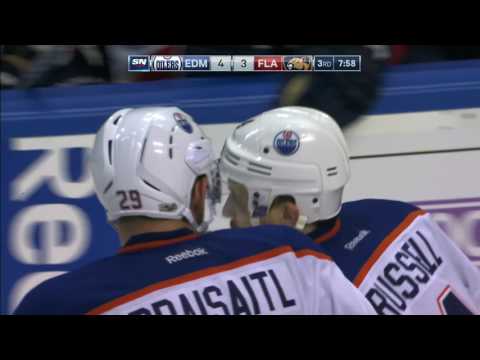 McDavid's speed leads to Russell's first goal as an Oiler