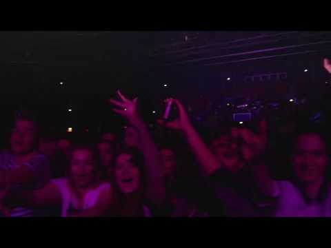 On Tour with The Chainsmokers February 2017