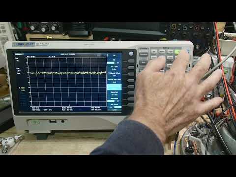 #1367 Measuring some attenuators on a spectrum analyzer