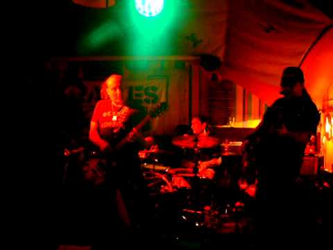 RABIES at Písek Pí club 5.11.2011 Foto Žrout