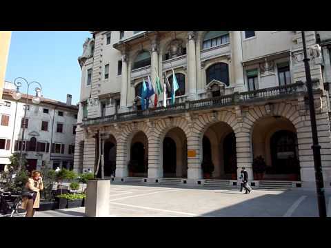 Udine Italy - Panasonic TZ 7 - Watch in HD