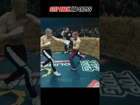 Step back combo 🥊 #boxing #fighter #martialarts