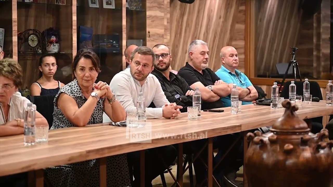 Një “Ditëlindje” letrare në Pogradec, promovohet novela e Fate Velajt, sjell në qendër kujtesën, marrëdhëniet njerëzore, miqësinë