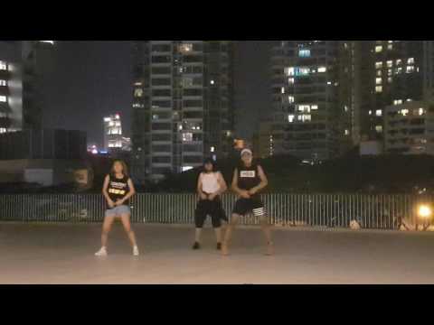 KPOP Dance Off Vol 79: CL - Hello Bitches