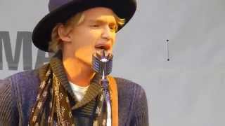 Cody Simpson Sinkin&#39; In Live Acoustic