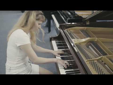 Yamaha Flügel, Modell G2, Mahagoni, Klang Test